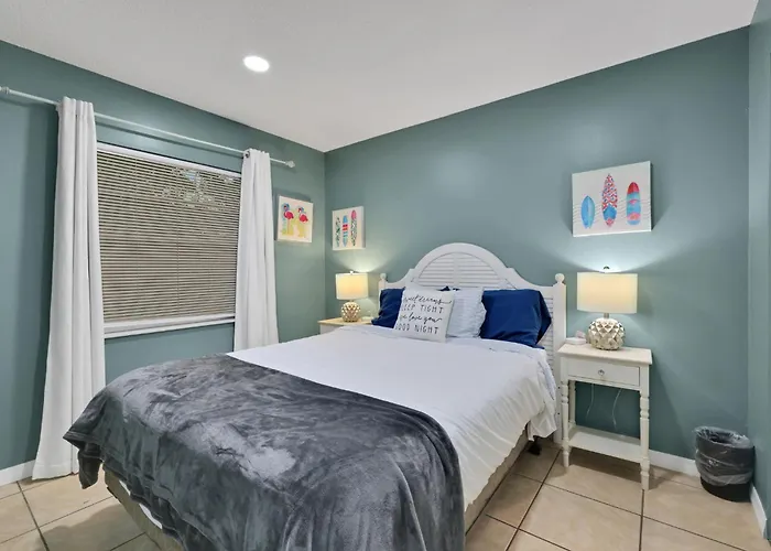 Nature Coast Getaway #2 - Comfy 2 Bedroom