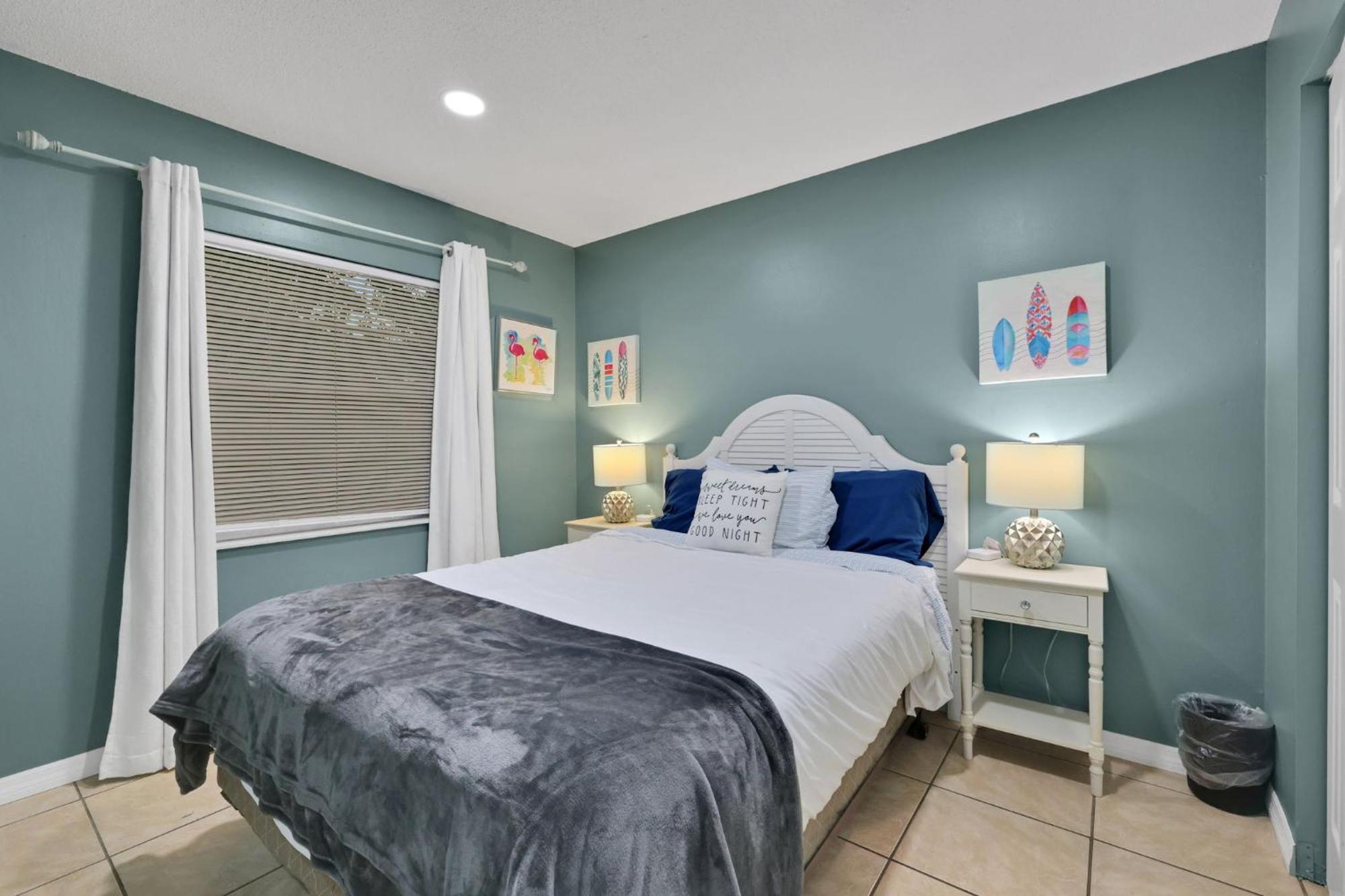 Nature Coast Getaway #2 - Comfy 2 Bedroom