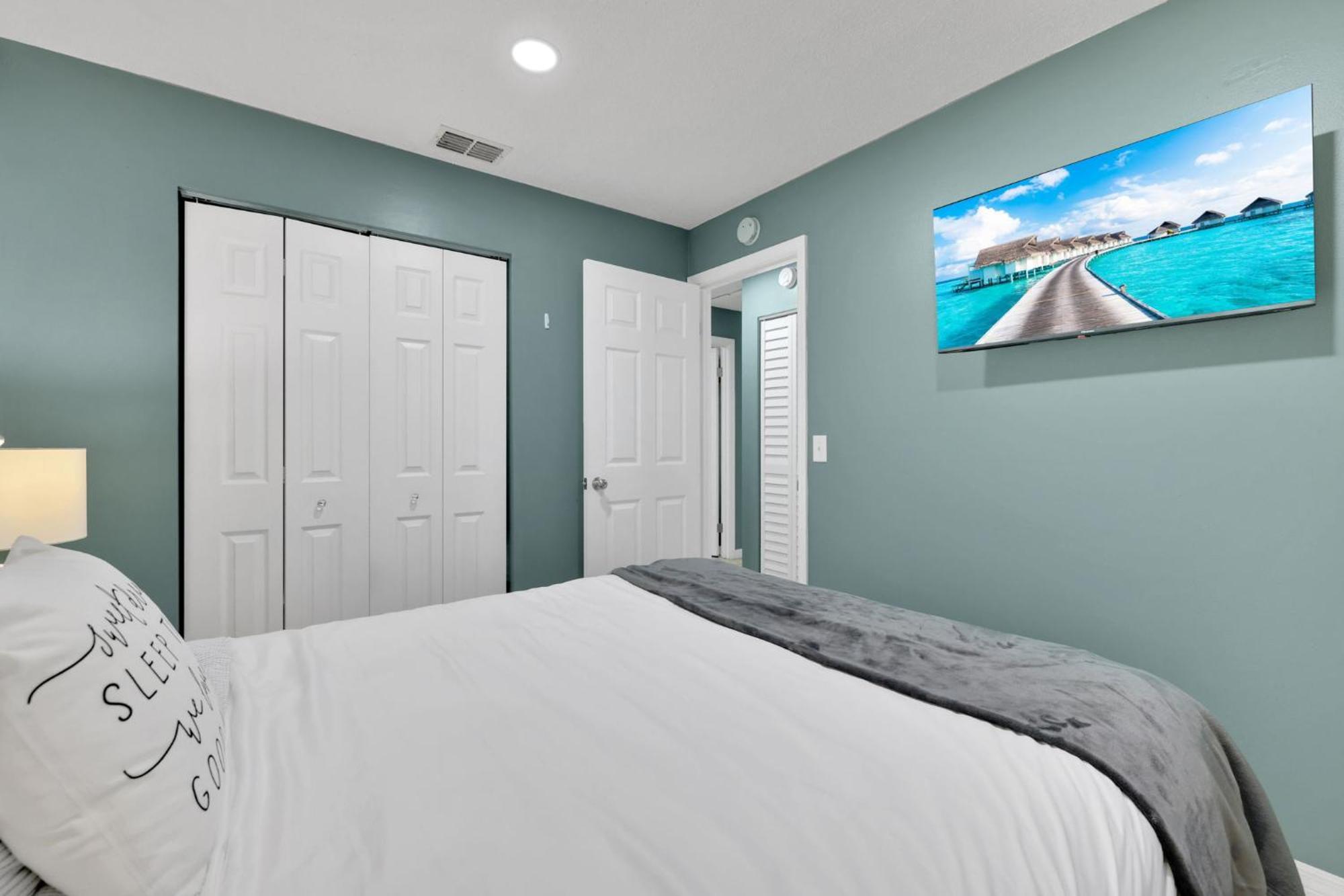 Nature Coast Getaway #2 - Comfy 2 Bedroom Holiday home *